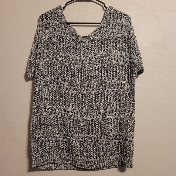 Merona Crotchet Short Sleeve Top - Picture 1 of 9